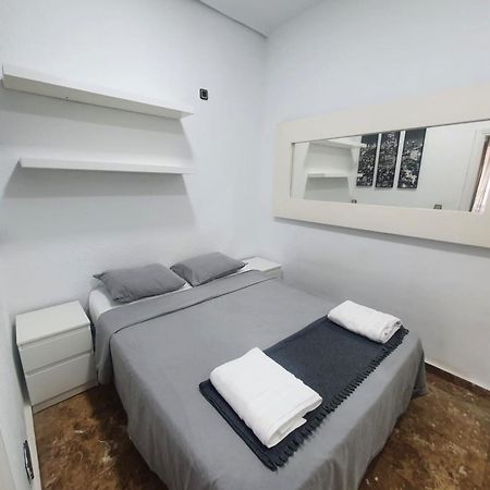 Apartamentos Econostay Fuencarral มาดริด ภายนอก รูปภาพ