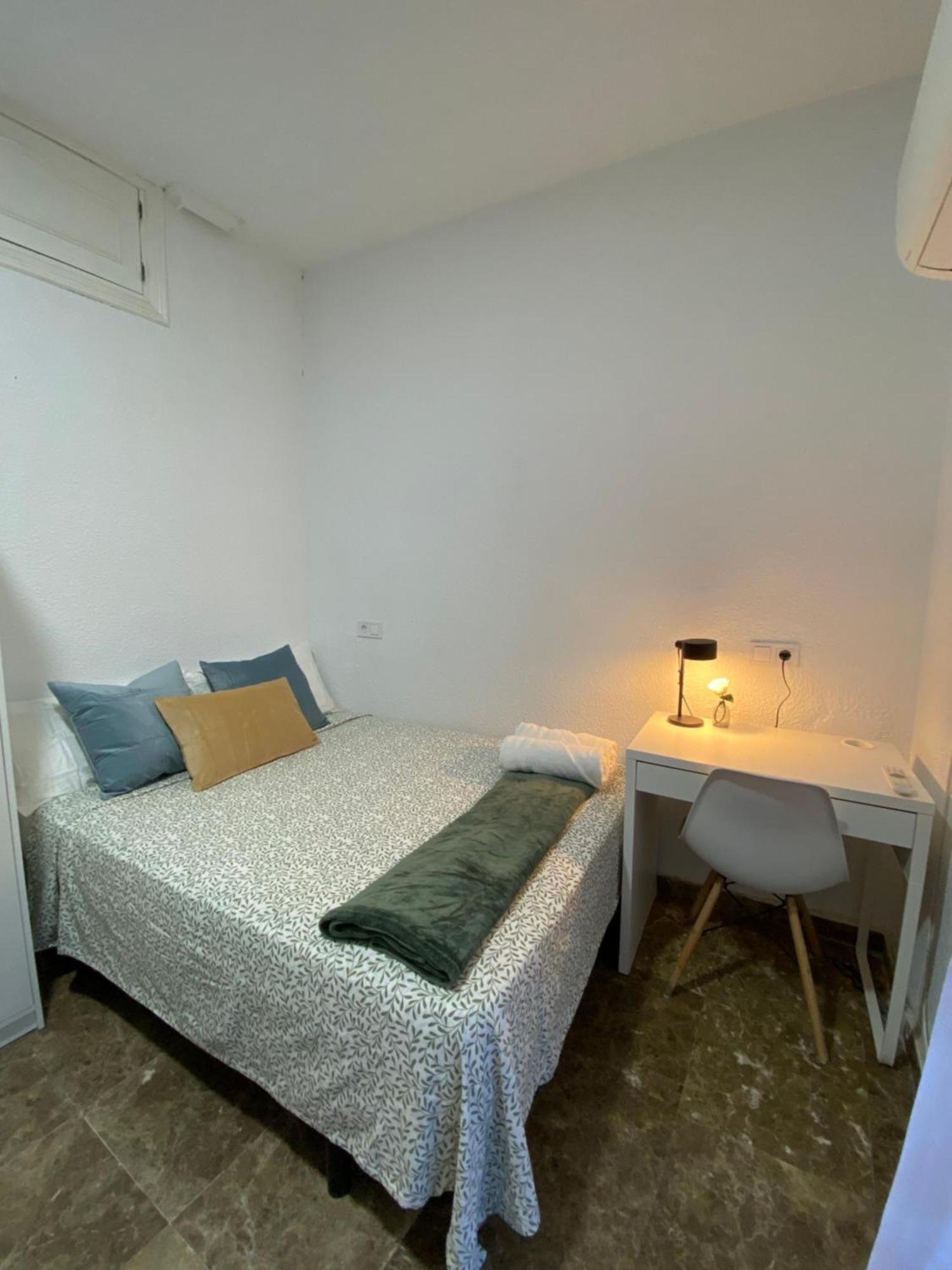 Apartamentos Econostay Fuencarral มาดริด ภายนอก รูปภาพ